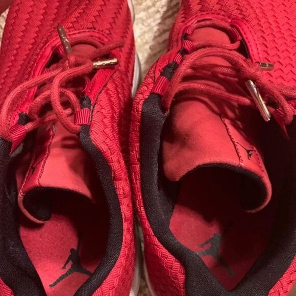 Nike Air Jordan 718948-601 Future Low Gym Red Size 9 Basketball Shoe - Picture 8 of 8